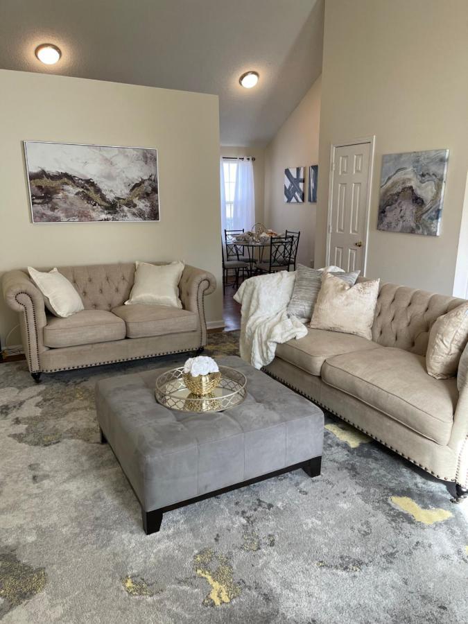 Pet- Friendly, & Close To Uptown Casa de férias *